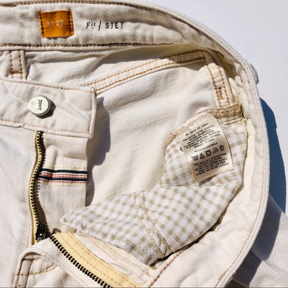 Pilcro & Letter Cream Jean Fit/Stet Shorts size 27 - Picture 9 of 9